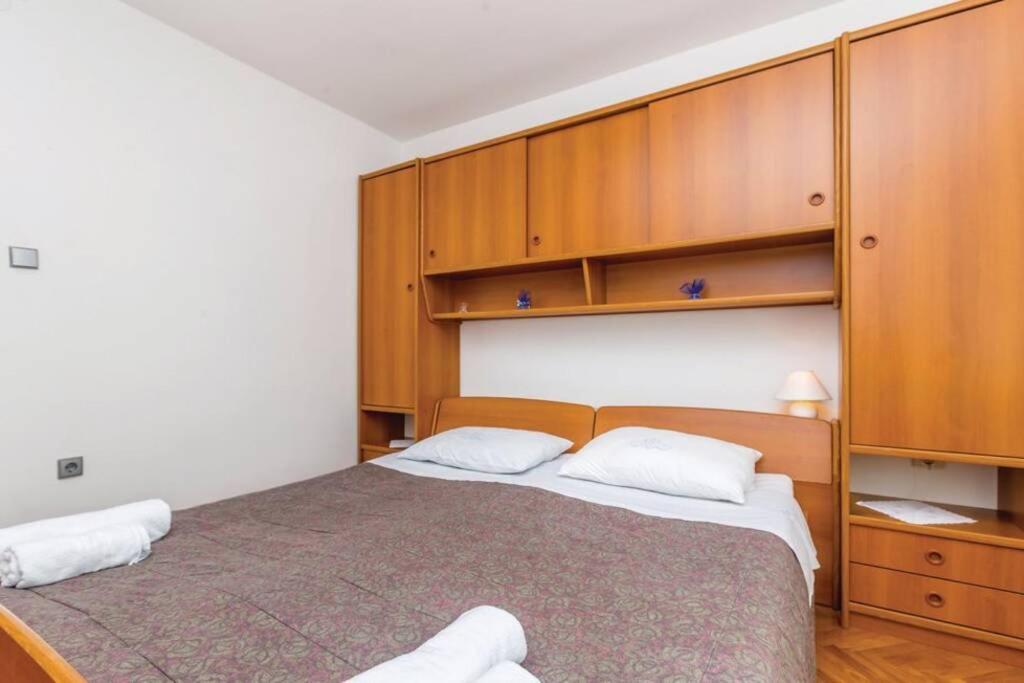 Apartman Anica Apartment Zgaljic ภายนอก รูปภาพ